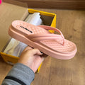 Chinelo de Dedo Moleca 5554.100