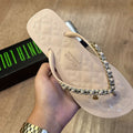 Sandália Santa Lolla Flip Flop Corrente Dourada 0106.0D67