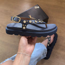 Sandália Vizzano Flatform Adornos Dourados 6510.125