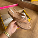 Chinelo Moleca Tiras Pronta PVC 5548.100