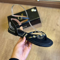 Sandália Vizzano Rasteira Detalhe Dourado nas Tiras 6528.108