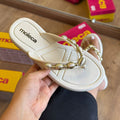 Chinelo De Dedo Moleca Detalhe Conchinhas 5548.109