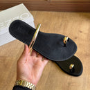 Sandalia Rasteira Arezzo Detalhe Dourado no Dedo Z191790001