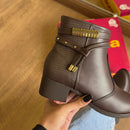Bota Moleca Coturno Detalhe Dourado 5346.108